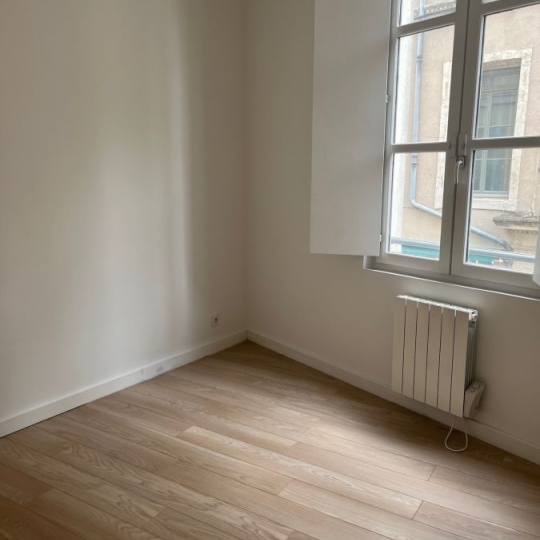  CABINET L'ANTENNE : Appartement | NIMES (30900) | 37 m2 | 506 € 