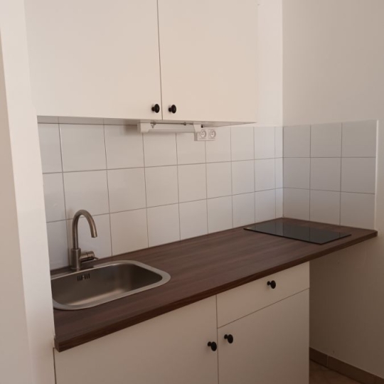  CABINET L'ANTENNE : Apartment | NIMES (30000) | 41 m2 | 610 € 