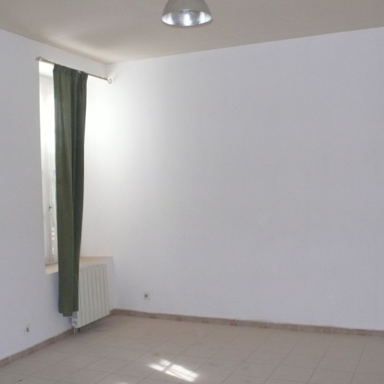  CABINET L'ANTENNE : Appartement | NIMES (30900) | 41 m2 | 437 € 