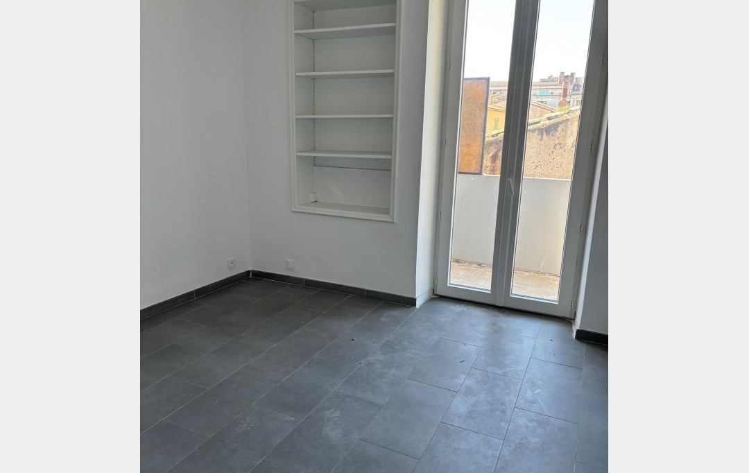 CABINET L'ANTENNE : Apartment | NIMES (30900) | 57 m2 | 700 € 