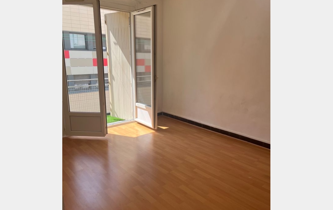 CABINET L'ANTENNE : Appartement | NIMES (30900) | 57 m2 | 600 € 