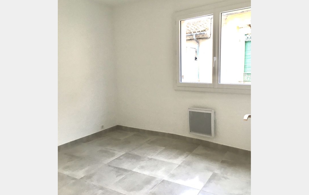 CABINET L'ANTENNE : Appartement | NIMES (30900) | 44 m2 | 613 € 