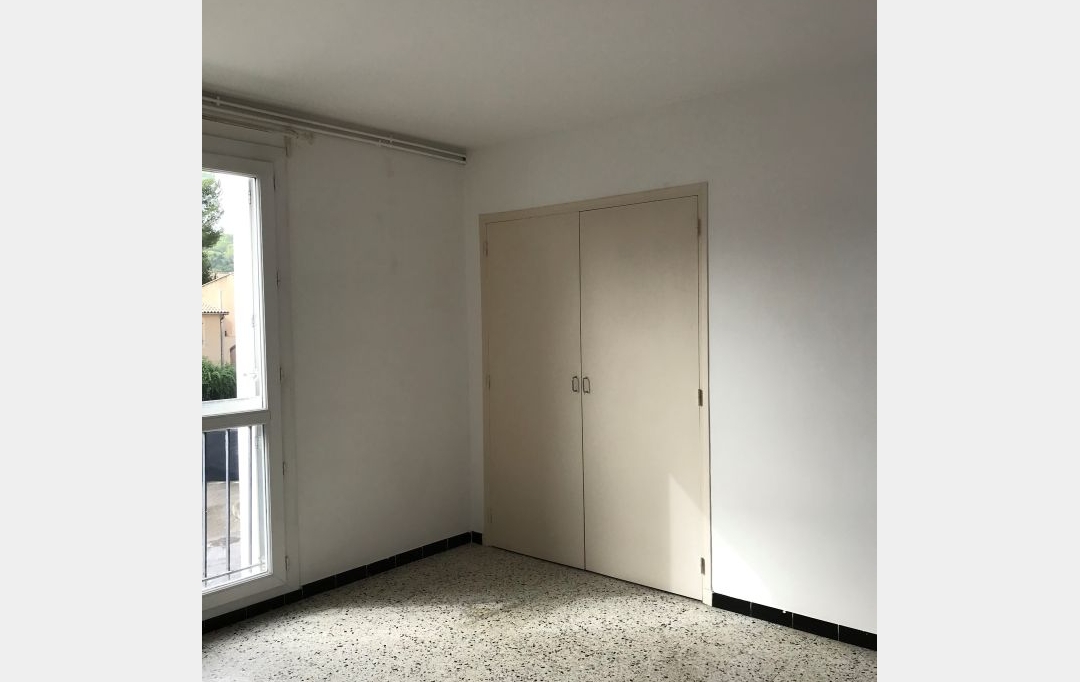 CABINET L'ANTENNE : Appartement | NIMES (30900) | 66 m2 | 708 € 