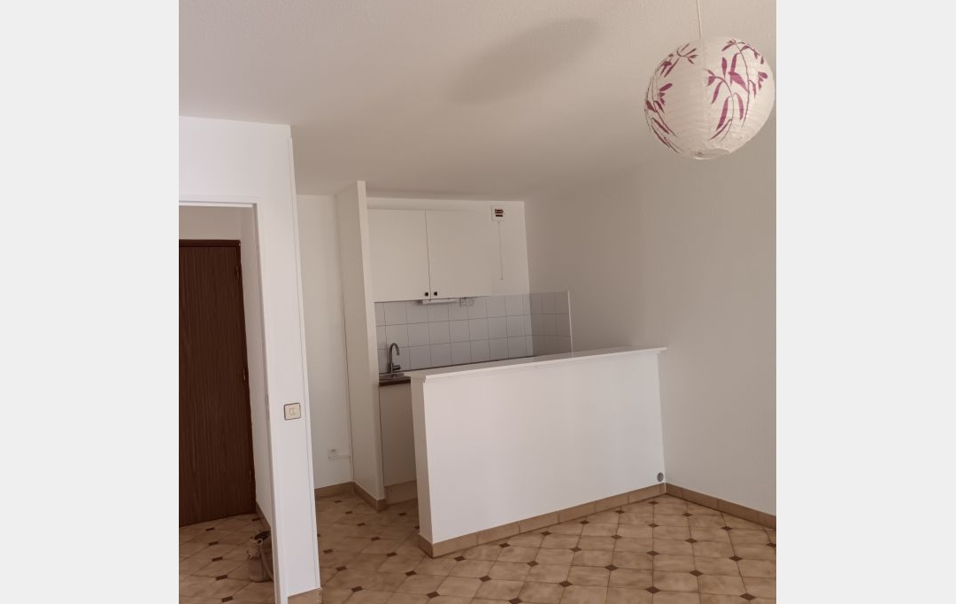 CABINET L'ANTENNE : Apartment | NIMES (30000) | 41 m2 | 610 € 