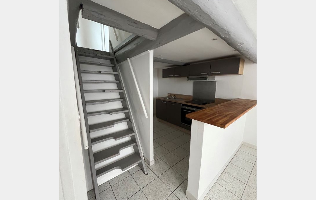 CABINET L'ANTENNE : Appartement | NIMES (30900) | 50 m2 | 565 € 