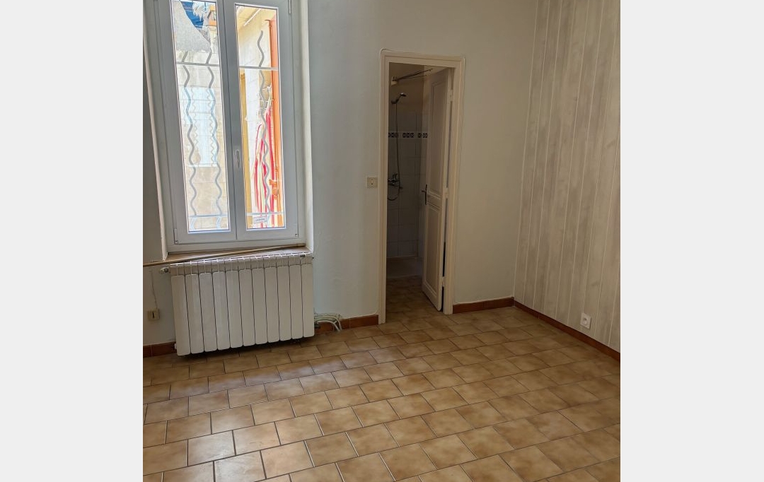 CABINET L'ANTENNE : Appartement | NIMES (30900) | 28 m2 | 441 € 