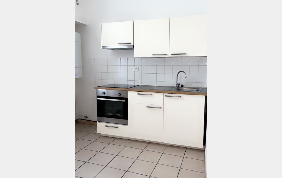 CABINET L'ANTENNE : Appartement | NIMES (30900) | 41 m2 | 437 € 