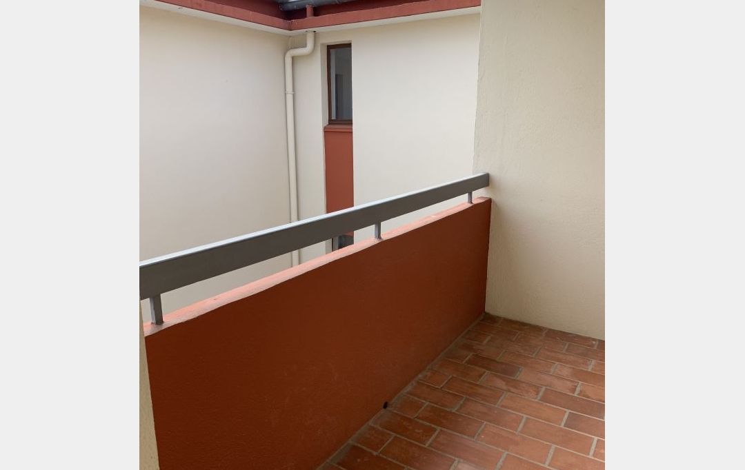 CABINET L'ANTENNE : Appartement | NIMES (30900) | 25 m2 | 402 € 