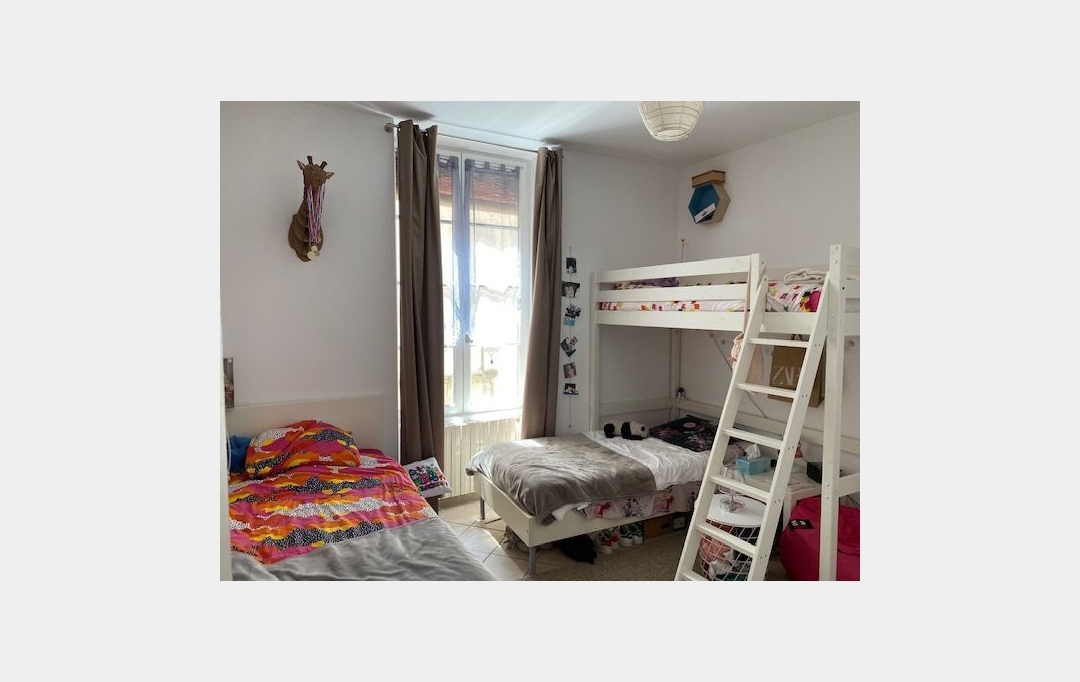 CABINET L'ANTENNE : Appartement | NIMES (30900) | 85 m2 | 693 € 